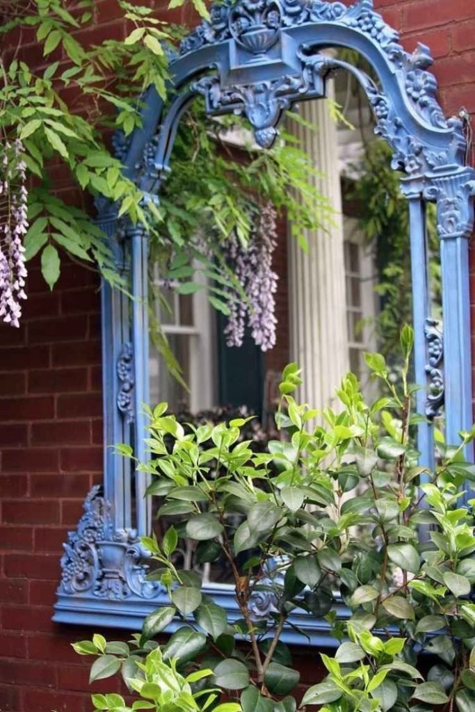 SPECCHIO VINTAGE per arredare il balcone in primavera