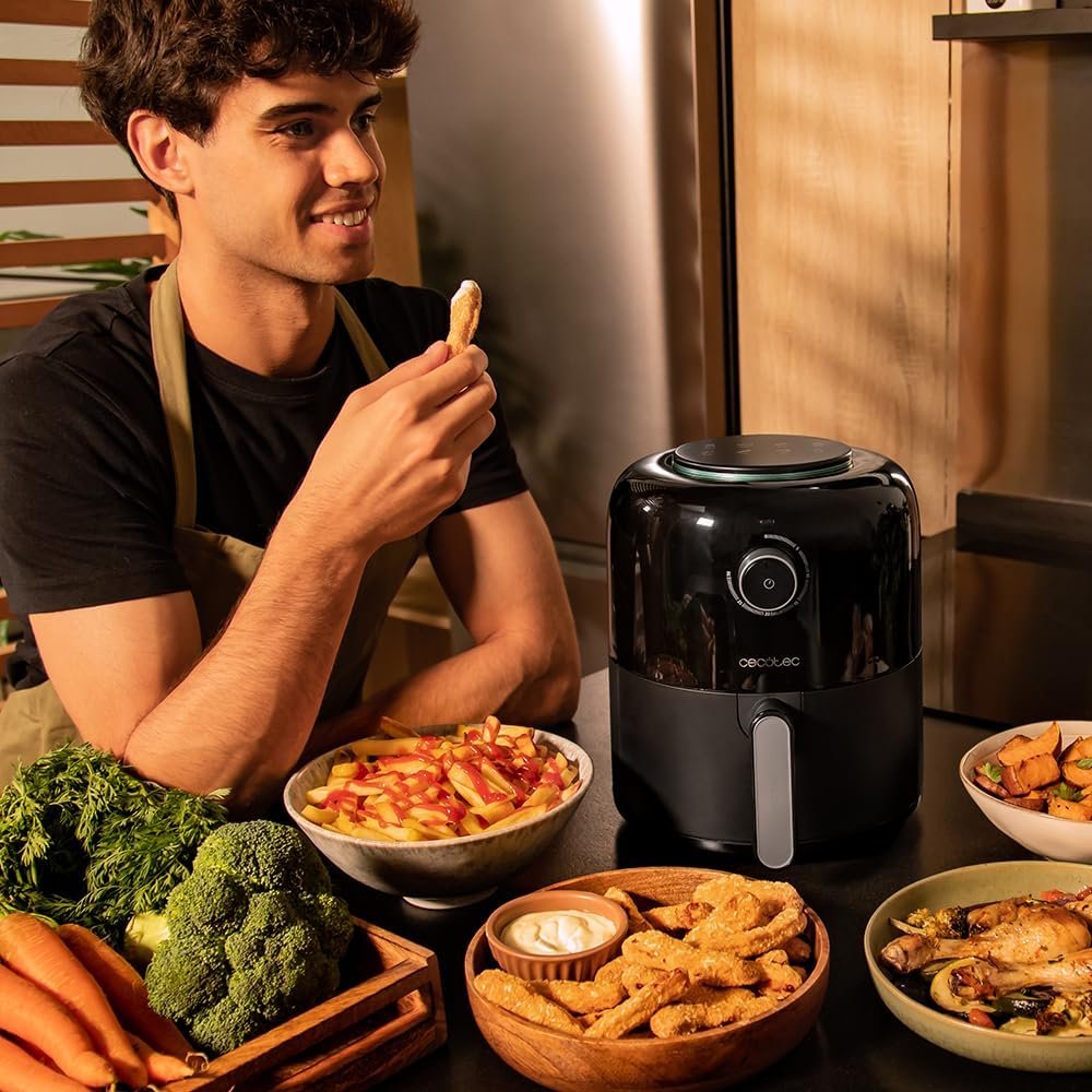 Friggitrice ad aria vs Forno Ventilato RAGAZZO CHE PROVA LA FRIGGITTRICE AD ARIA 