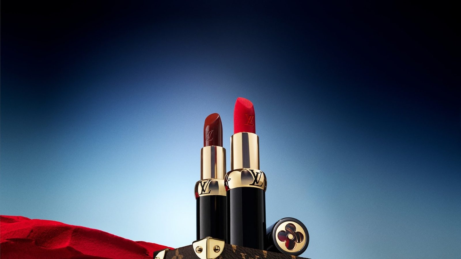 LOUIS VUITTON MAKE UP i rossetti satin e matte