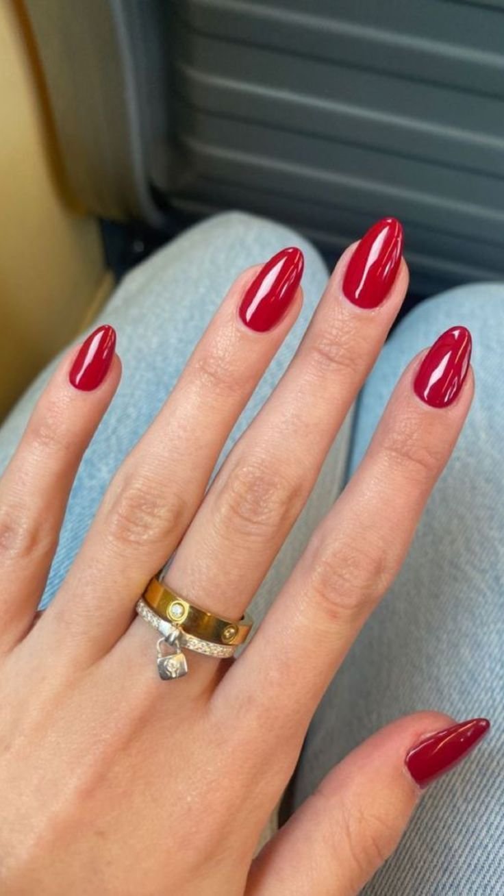 MANICURE AUTUNNALI ROSSO VIVO 
