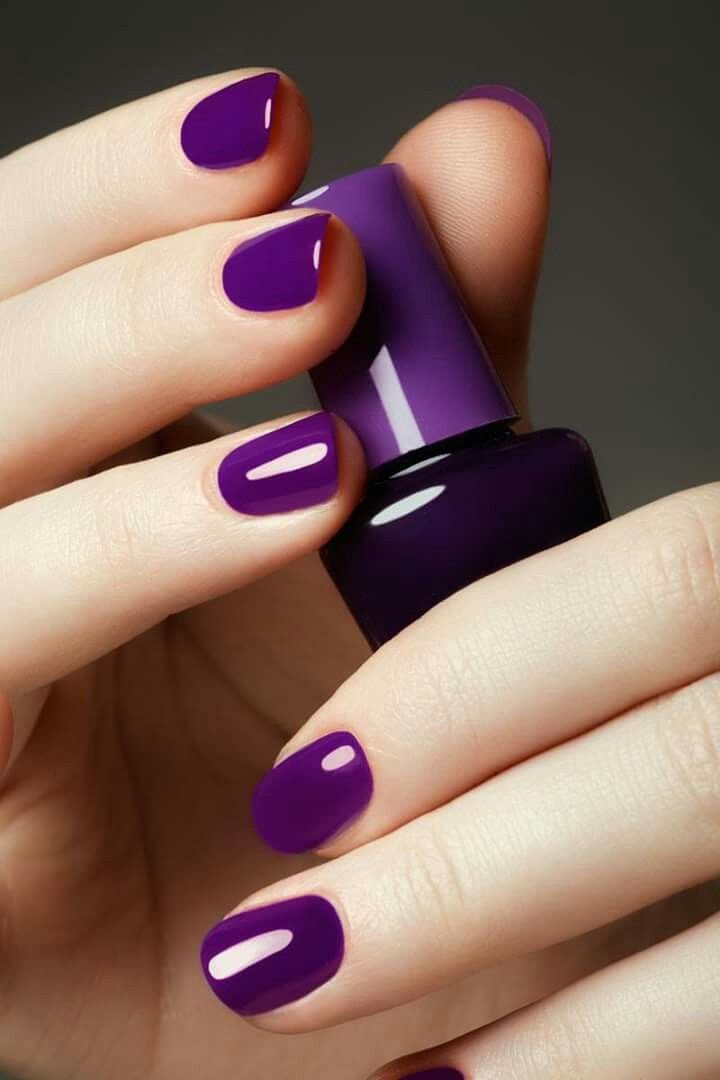 MANICURE AUTUNNALI VIOLA MELANZANA