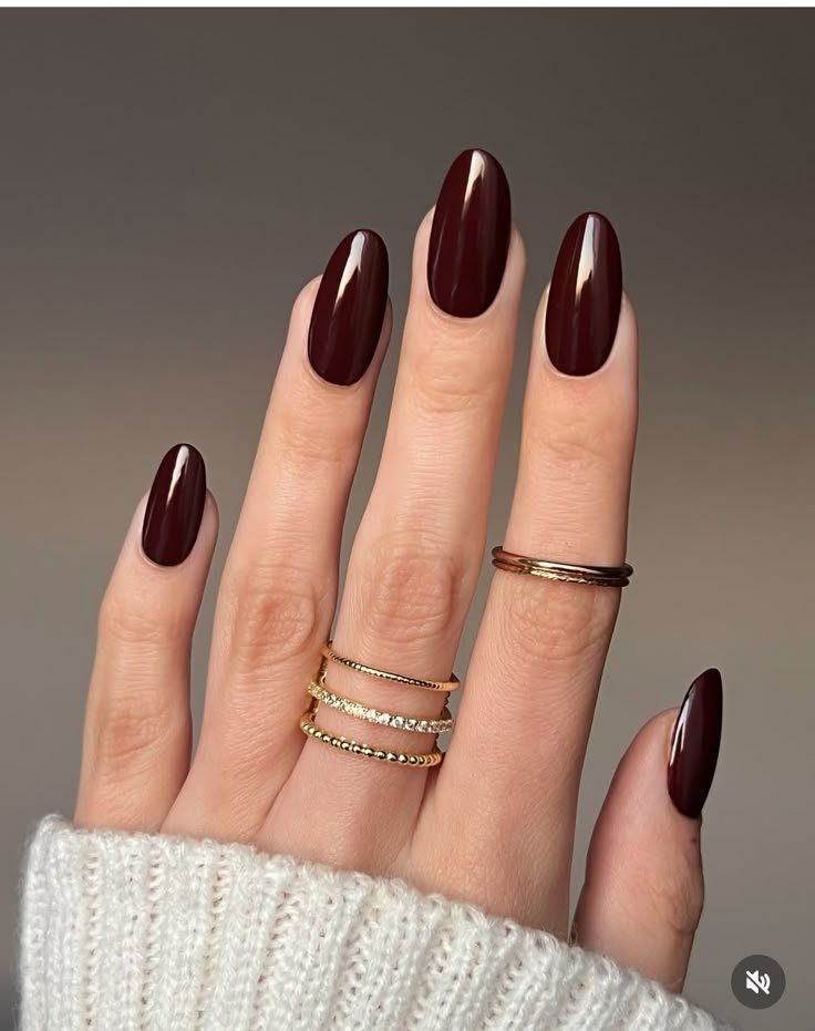 MANICURE AUTUNNALI BURGUNDY