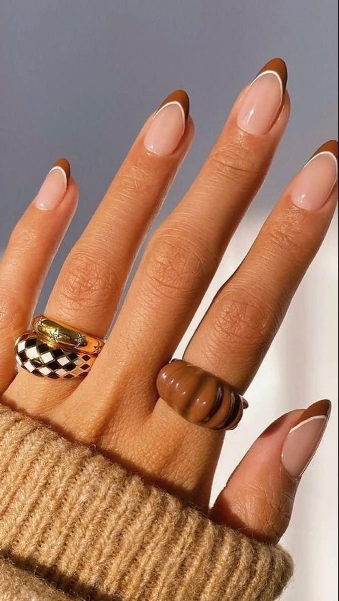 MANICURE AUTUNNALI CON FRENCH RIVISITATA