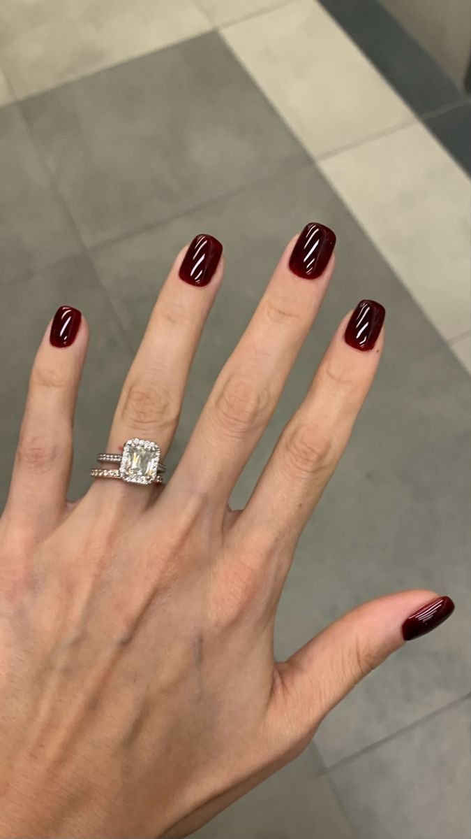 MANICURE AUTUNNALI BURGUNDY