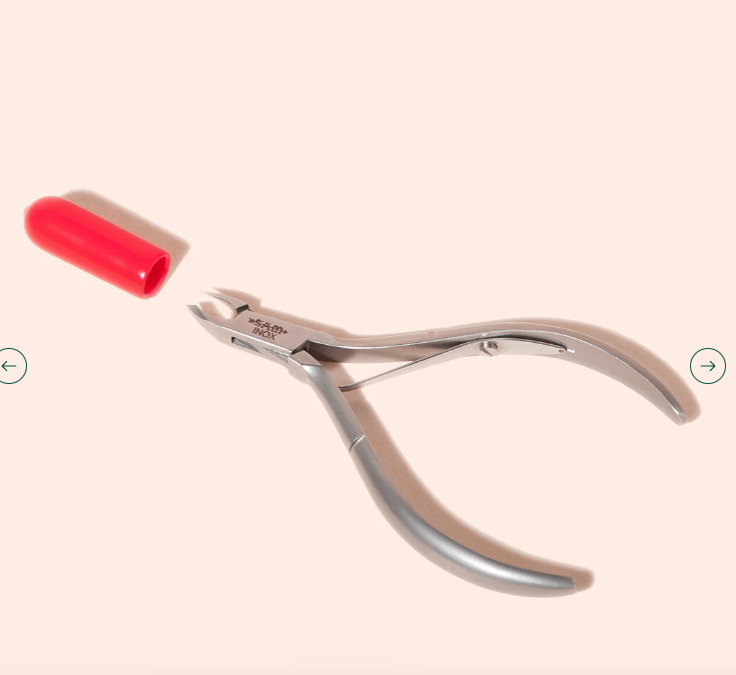 TRONCHESINO PER LA MANICURE DI MANUCURIST 