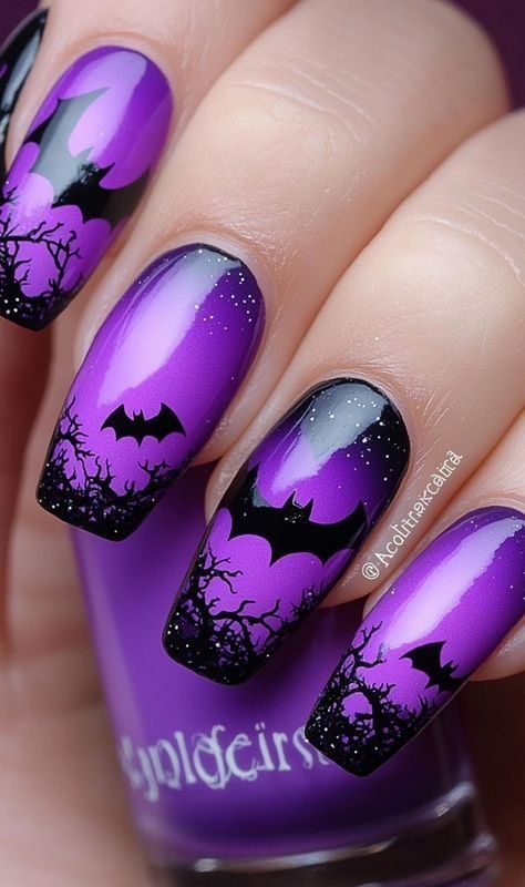 unghie per halloween con i pippistrelli