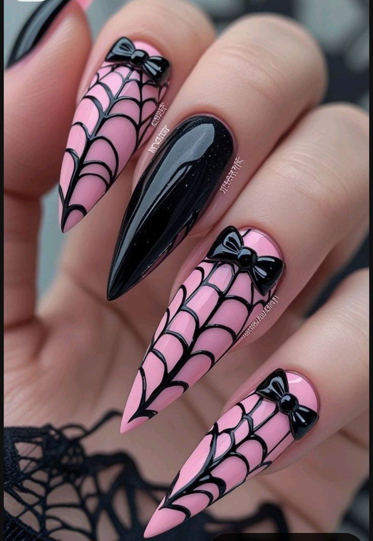 idee unghie halloween da strega