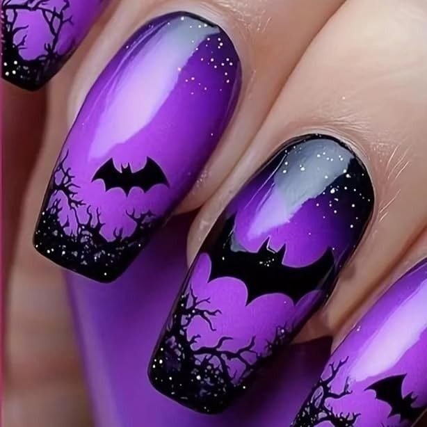 unghie halloween viola con pippistrelli