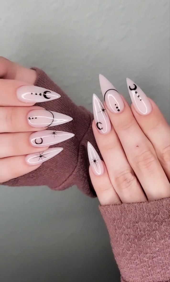Idee unghie Halloween mistiche