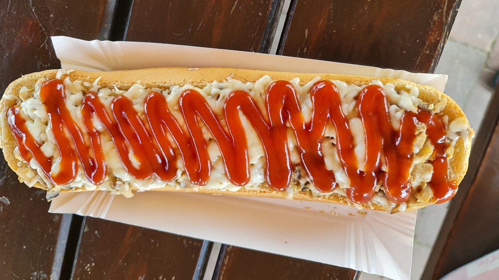 Cosa vedere a Cracovia in un weekend: ristoranti tipici dove mangiare la zapiekanka 