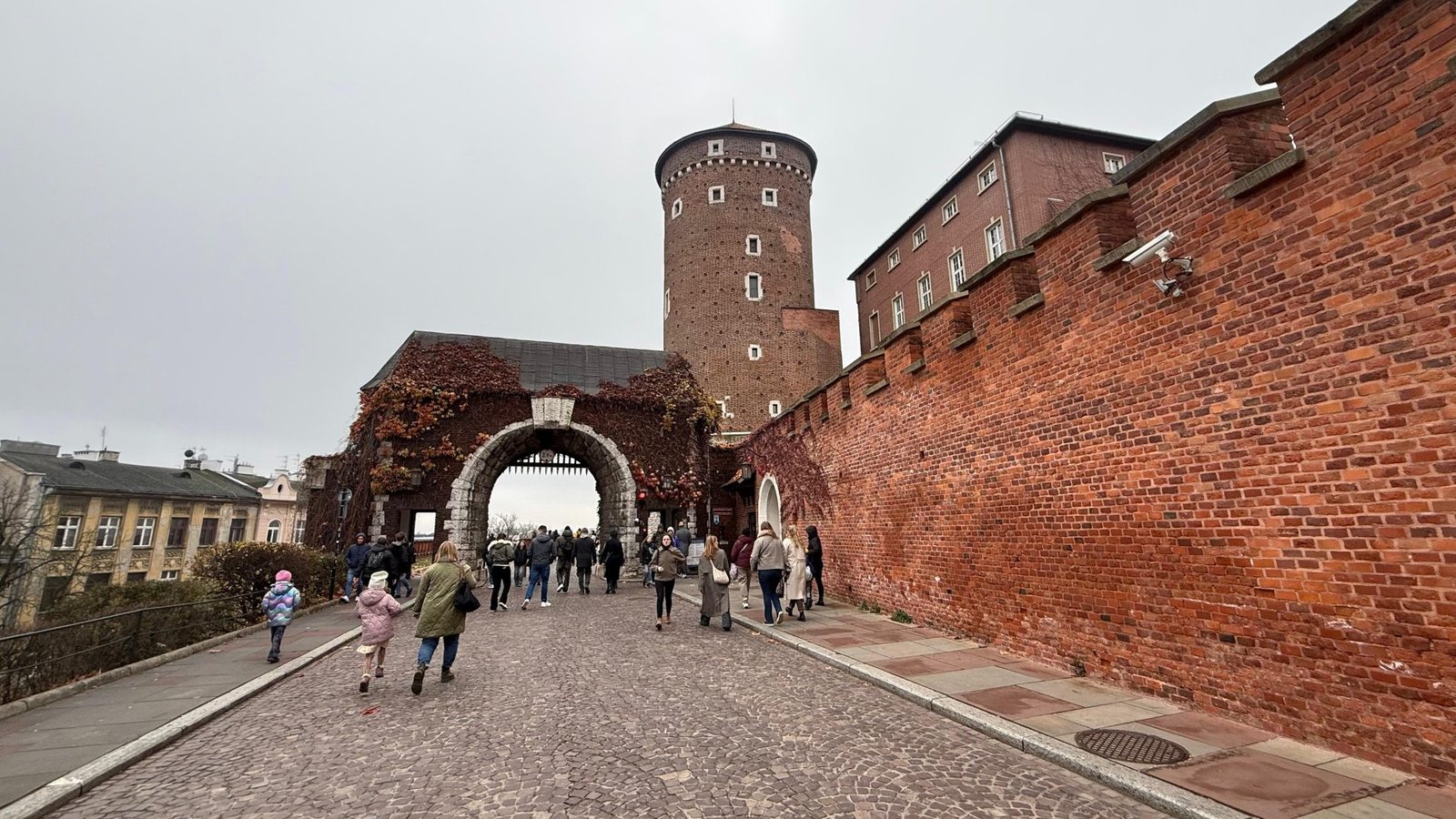 cosa vedere a cracovia in un weekend: Castello di Wawel