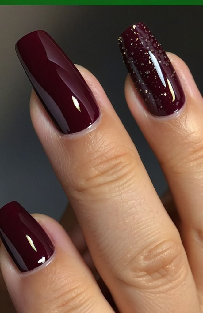 Idee Unghie Rosse Natalizie Burgundy 