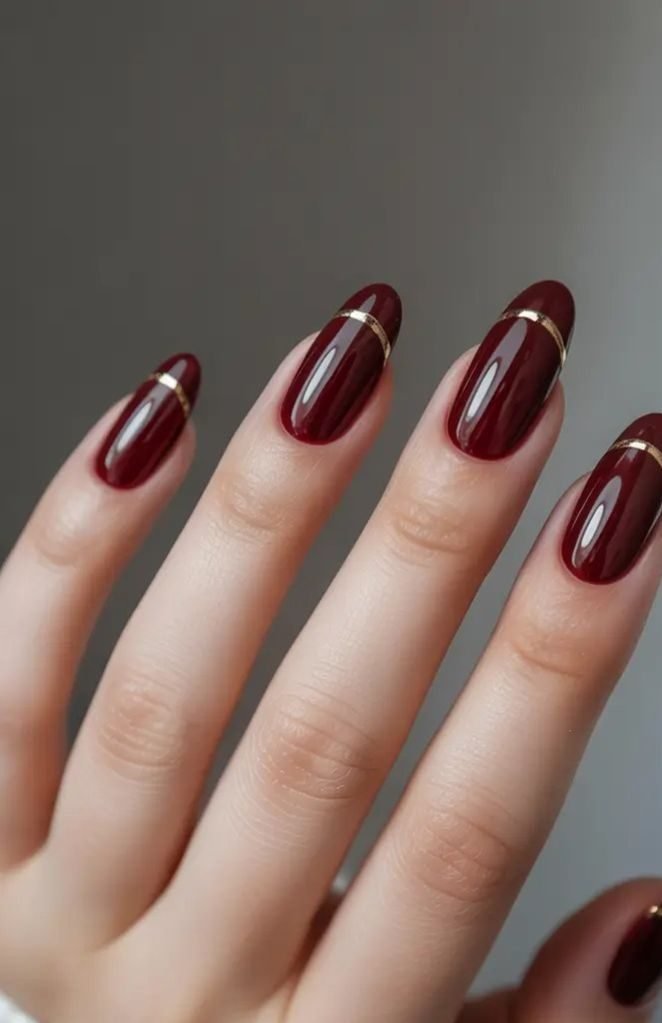 Idee Unghie Rosse Natalizie Burgundy 