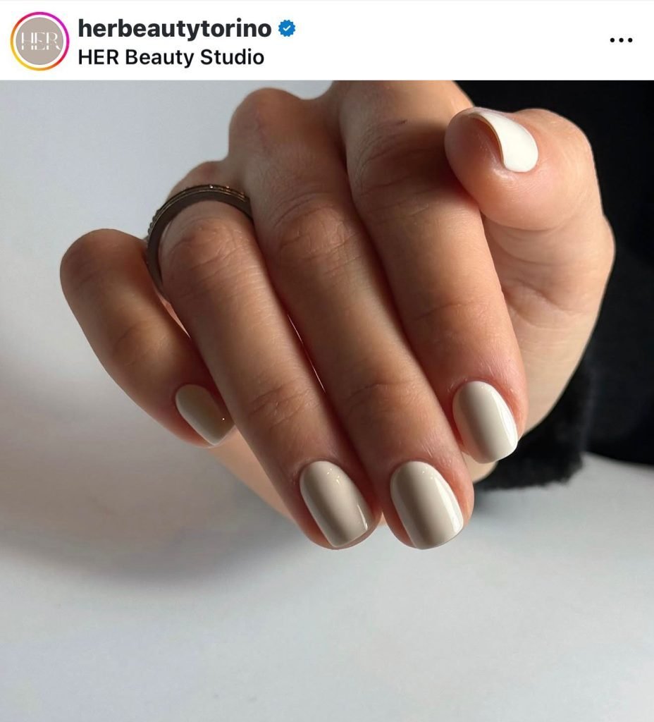 Unghie corte primavera 2026 millky nails unghie lattiginose unghie bianco latte 