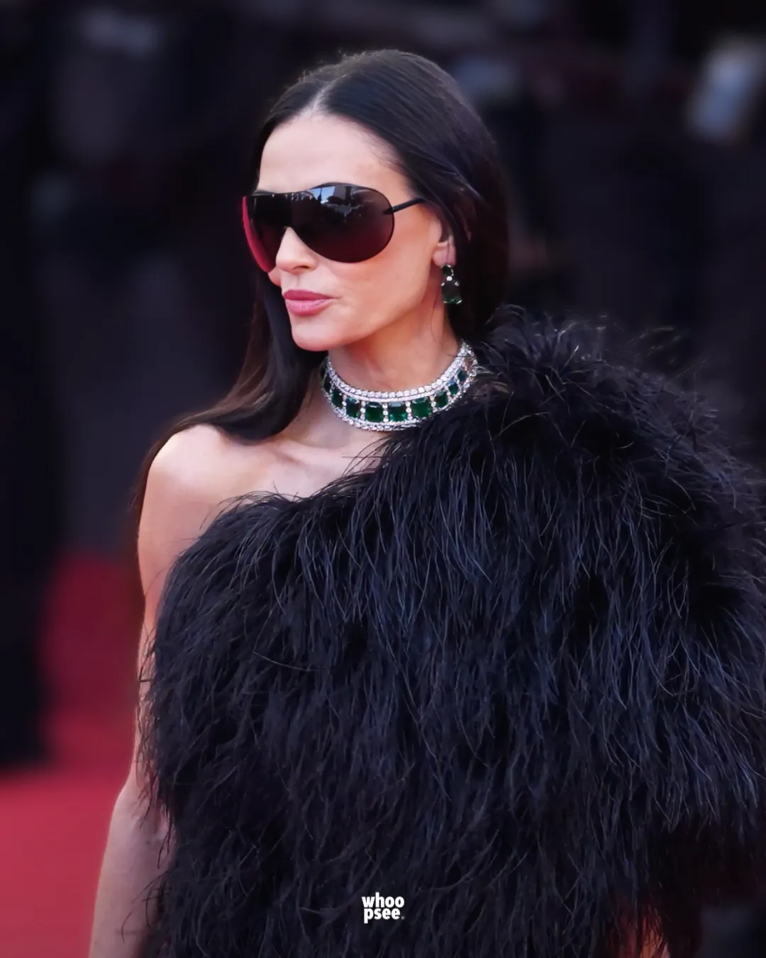 abiti di demi moore a cannes 2026 abito Gucci 2027 indossato alla premiere del film *Fjord* al Festival di Cannes 2026