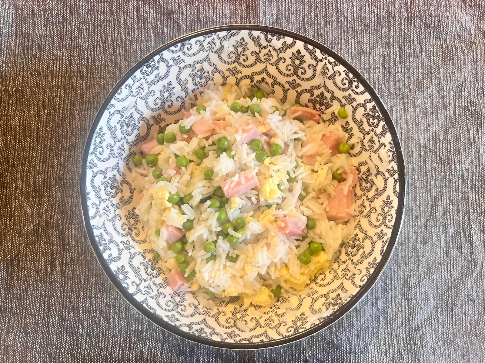TEMA piatti estivi leggeri facili e veloci - riso alla cantonese